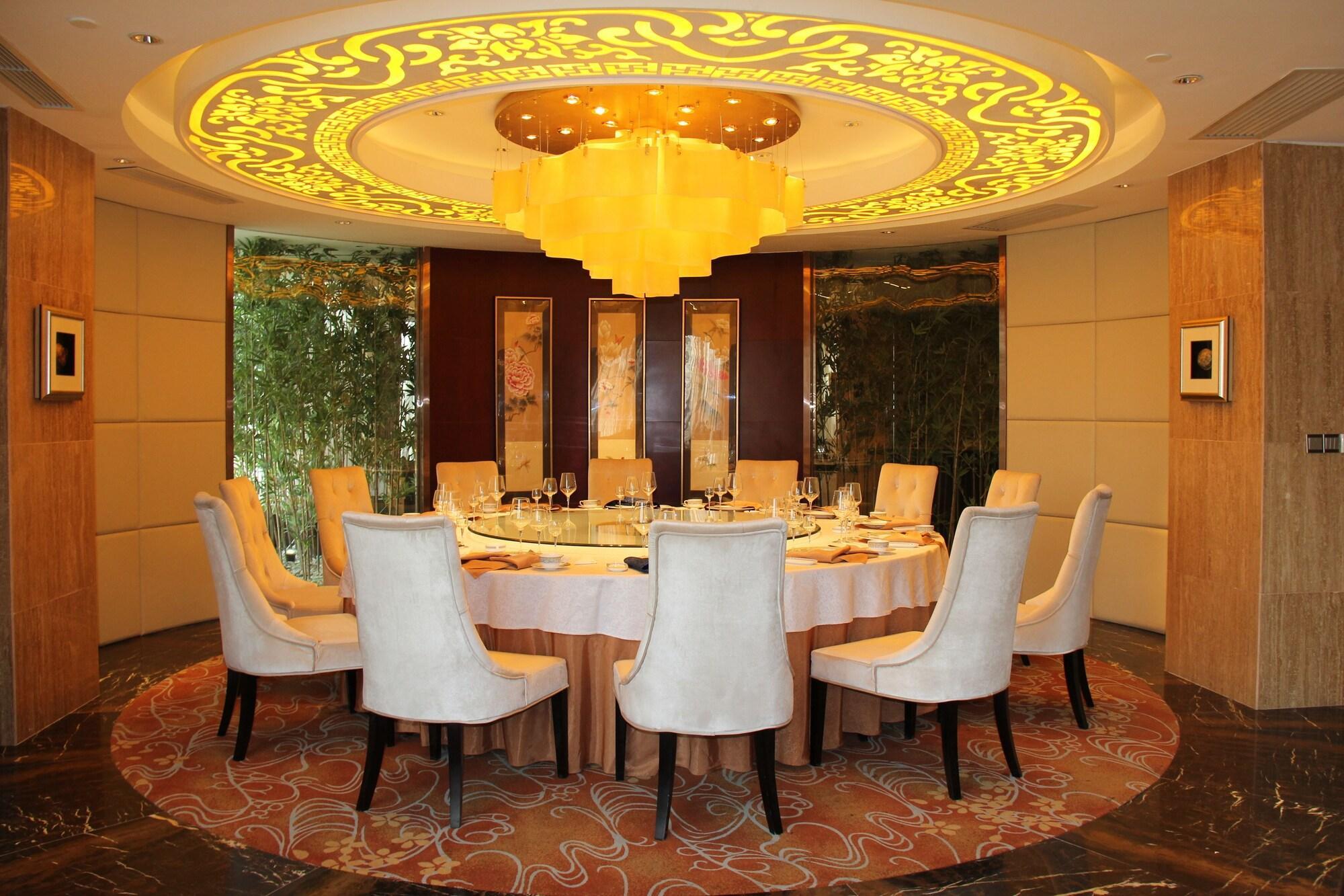 Weifang Ramada Plaza Hotel Bagian luar foto